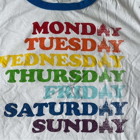 Disney Parks 7 Days Castle T-Shirt (size XL) - Picture 7 of 8